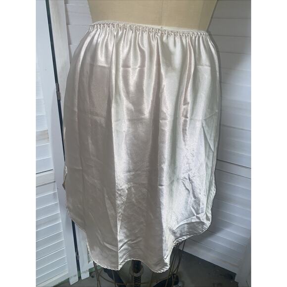Vintage Farr West Ivory Satin Skirt Half Slip Glossy Elastic Waist Y2K Medium - Picture 1 of 7
